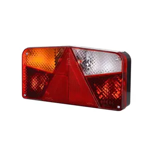 LAMPA ZADNJA ZA PRIKOLICU L. S TROKUTOM